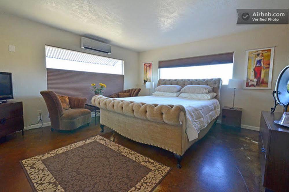 Desert Hot Springs Inn Inn